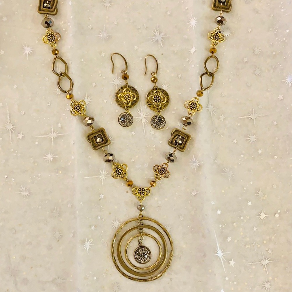 Bronze gold & silver pendant & earrings set.